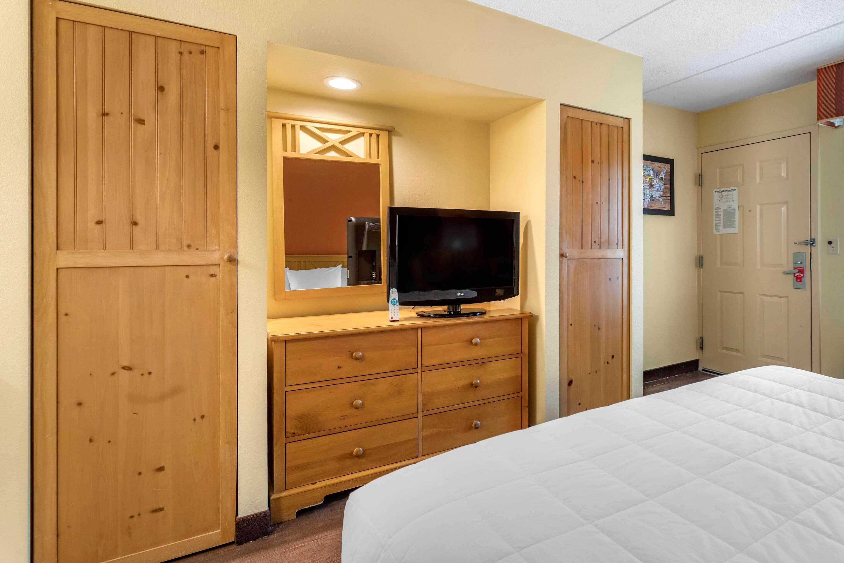 Econo Lodge Pigeon Forge Riverside Eksteriør billede